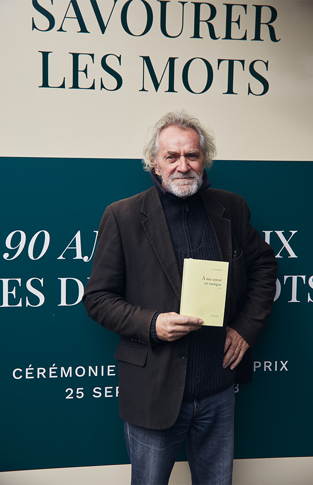 Literary Awards - Les Deux Magots